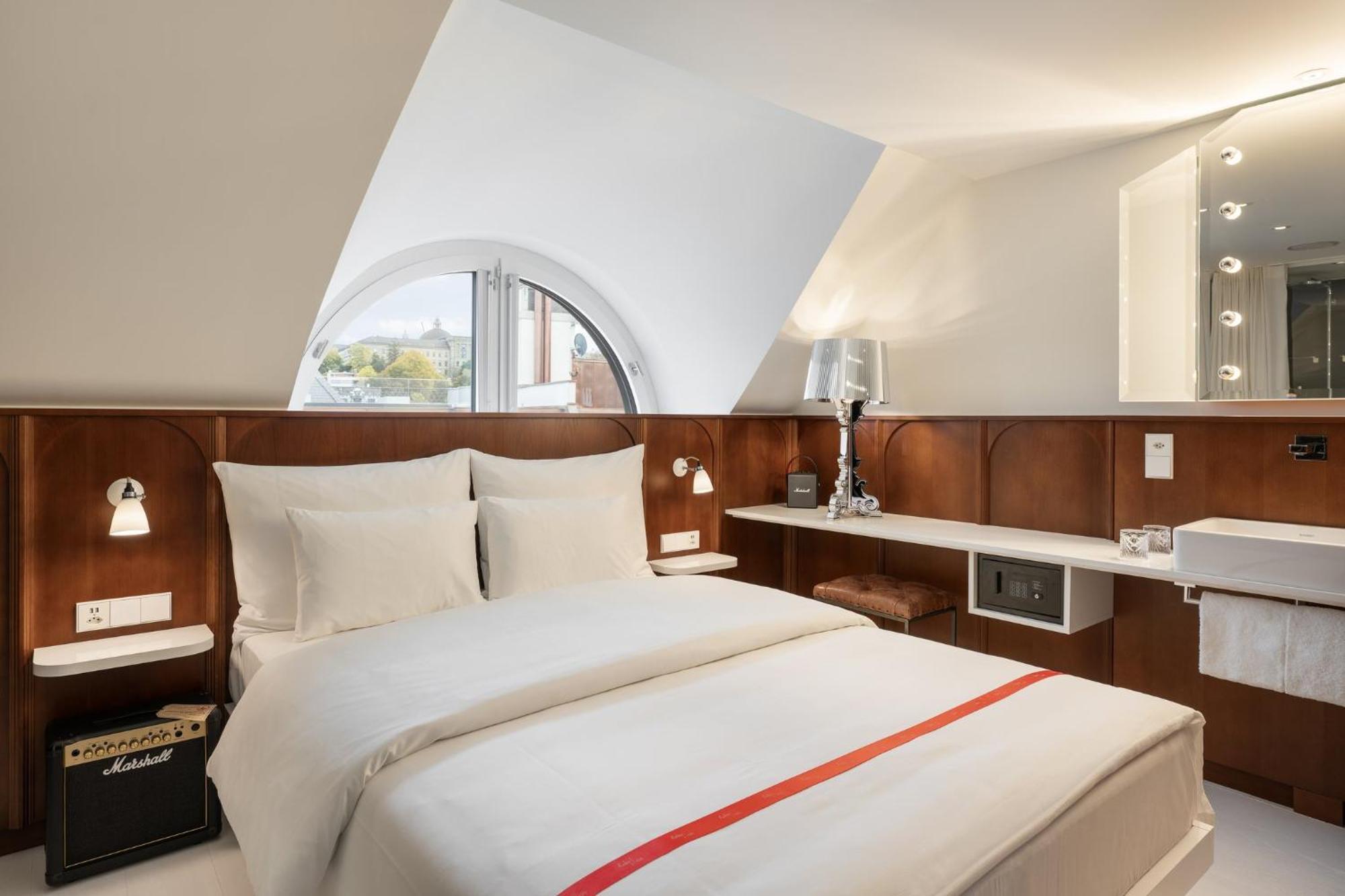Ruby Mimi Otel 3*